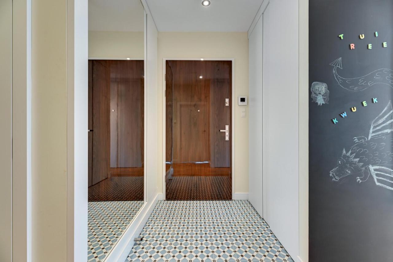 Premium Family & Business Old Town Riverside Apartment With Parking Gdansk Exterior photo